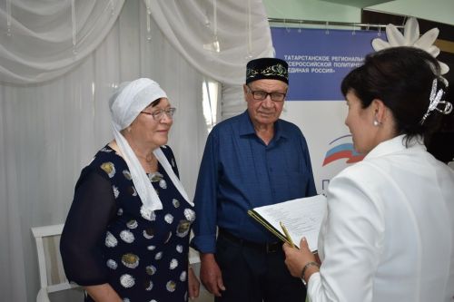 Балтачта 50 ел бергә матур тормыш корган 50 парны хөрмәтлиләр (бик күп фото)