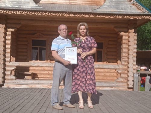 Физ­куль­ту­ра­­чы­лар кө­не киң масштабта билгеләп үтелде (бик куп фото)