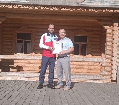 Физ­куль­ту­ра­­чы­лар кө­не киң масштабта билгеләп үтелде (бик куп фото)