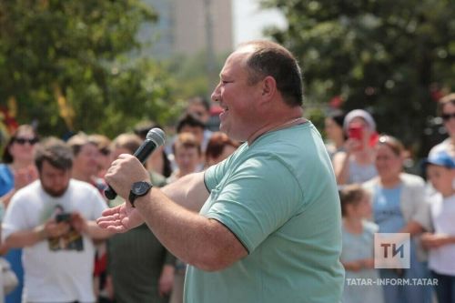 Вадим Захаров бөтен артистларны да уздырган