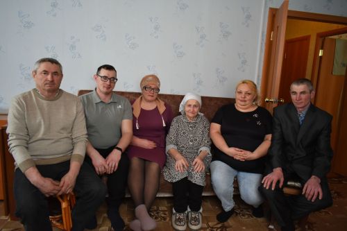Хезмәт тәрбиясе мактаулы шәхесләр үстергән