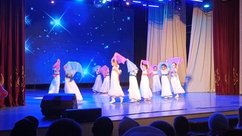 «Артистлар Казаннан килделәр, дип ялгыша күрмәгез... Үзебезнекеләр!» (фото)