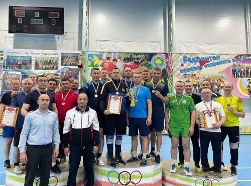 Балтачта «Игелекле уен» дип аталган волейбол буенча хәйрия турниры уздырылды (фото)