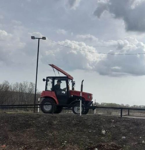 Балтачта машинада һәм тракторда оста йөрүче укучыларны ачыкладылар (фото)