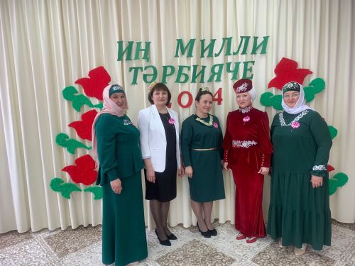 «Иң милли тәрбияче- 2024» бәйгесендә Гөлназыбыз Гран-при иясе булды (фото)