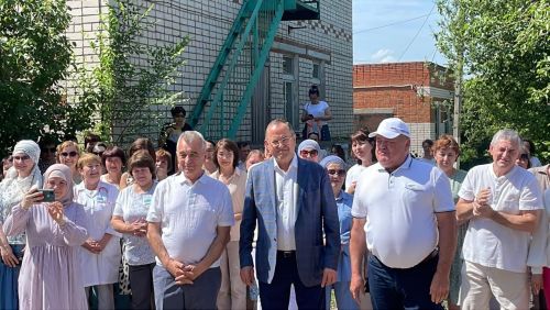 Район үзәк хастаханәсендә бүген куанычлы вакыйга (бик күп фото)