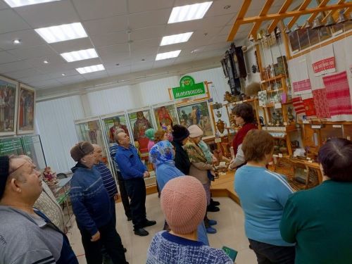 «Халыклар дуслыгы» музеенда кемнәр кунакта булган?