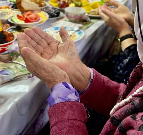 Кылган догаң кабул булмаса, аның әҗерен ахирәттә күрерсең,  диләр. Бу дөресме?