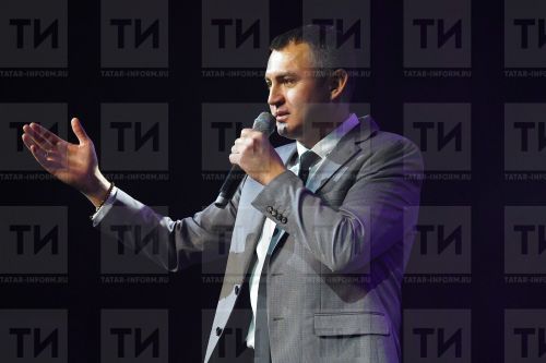 Зөлфәт Зиннуров гаиләсенең кайгысын уртаклашабыз