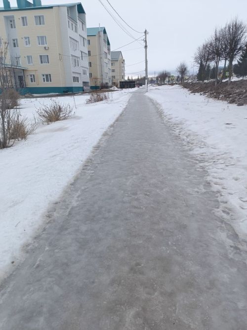 «Тротуарлар бозлавыкка әверелде»