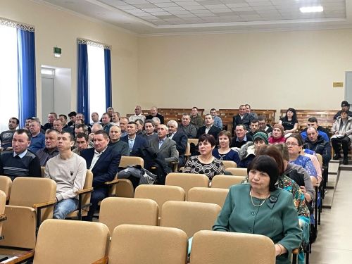 Смәелдә авыл җирлегенең халык җыены һәм «Смәел»  хуҗалыгының еллык йомгаклау җыелышы уза