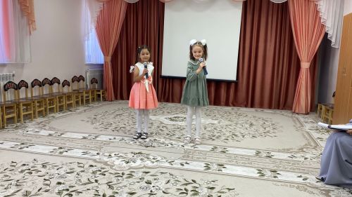 «Каенкай» балалар бакчасы үз өлкәннәрен хөрмәтләде