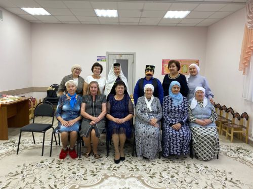 «Каенкай» балалар бакчасы үз өлкәннәрен хөрмәтләде