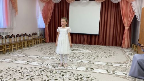 «Каенкай» балалар бакчасы үз өлкәннәрен хөрмәтләде
