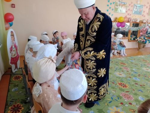 Бөрбаш балалар бакчасында Өлкәннәр көне узды