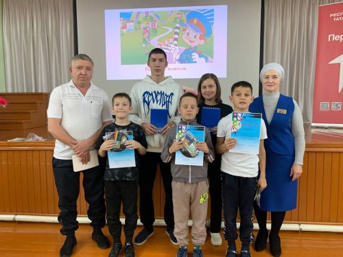 Балтач мәктәбендә «Әтиләр-машина йөртүчеләр» дигән чара узды