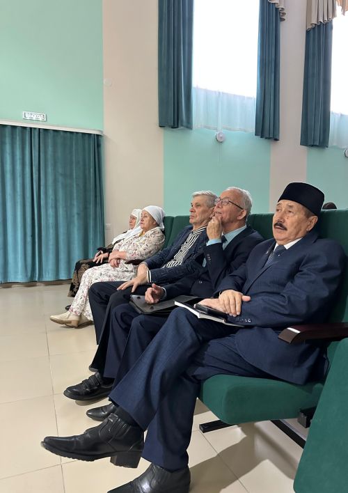 Бөрбаш мәдәният йортында Чаллы язучылары белән очрашу кичәсе узды