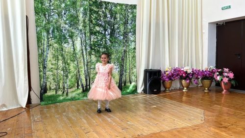Чапшар авыл клубында Өлкәннәр көне уңаеннан,  «Урыныгыз булсын гел түрдә дип исемләнгән бәйрәм чарасы үткән
