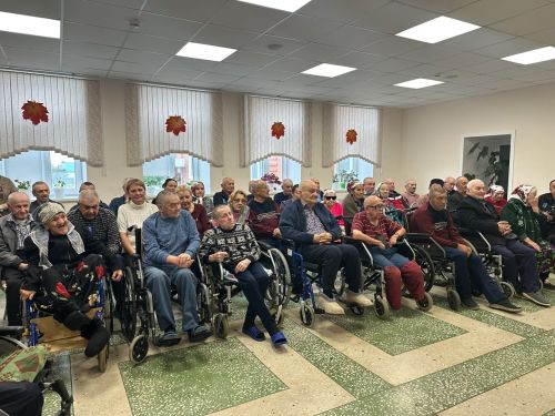 Балтачлылар читтәге өлкәннәрне дә онытмый