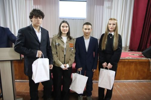 Балтачның һөнәри көллият студентлары  «Чиста караш» чарасында үз фикерләрен белдерде