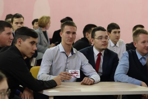 Балтачның һөнәри көллият студентлары  «Чиста караш» чарасында үз фикерләрен белдерде