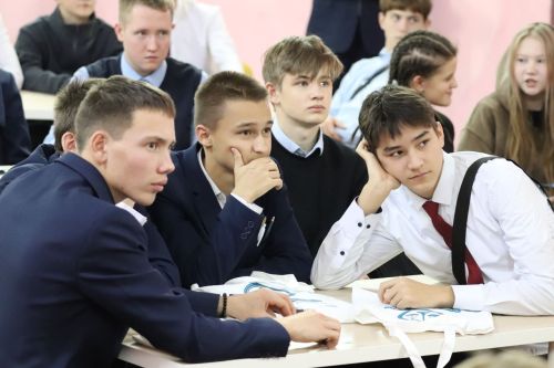 Балтачның һөнәри көллият студентлары  «Чиста караш» чарасында үз фикерләрен белдерде