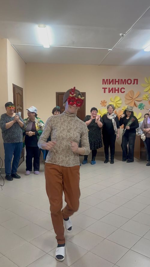 «Факел» клубында «Әниләрдә күңел җылысы» дип исемләнгән бәйрәм чарасы узды