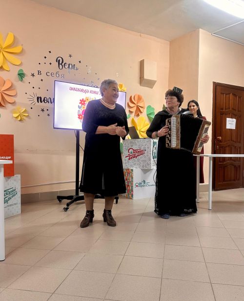 «Факел» клубында «Әниләрдә күңел җылысы» дип исемләнгән бәйрәм чарасы узды