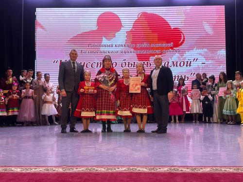 «Анайлык – со огдыре ик сюлмаськон но, шумпотон но»