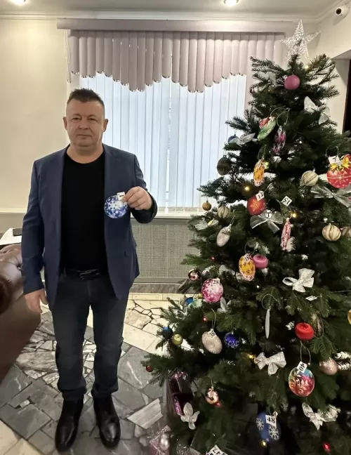 Балтачта җитәкчеләр «Теләкләр чыршысы» акциясенә кушылды