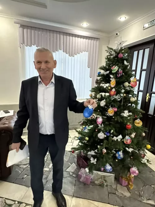 Балтачта җитәкчеләр «Теләкләр чыршысы» акциясенә кушылды
