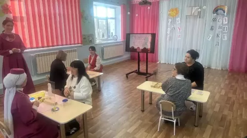 Карадуган балалар бакчасына логопедлар җыелды