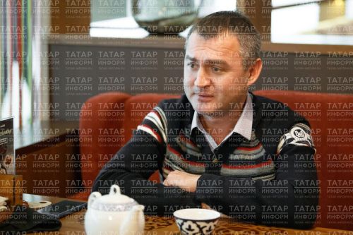 Зөлфәт Зиннуров кызы өчен борчыла. Ни булды?