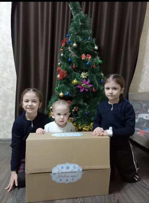 Балтачта күпбалалы гаиләләргә депутатның Яңа ел бүләкләре тапшырылды