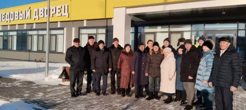 Балтачның лаеклы ялдагы директорлар һәм РОНО ветераннары өчен экскурсия оештырылды