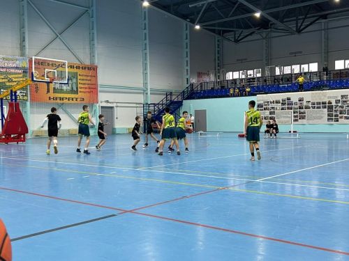 Балтач спорткомплексында баскетбол буенча район беренчелеге узды