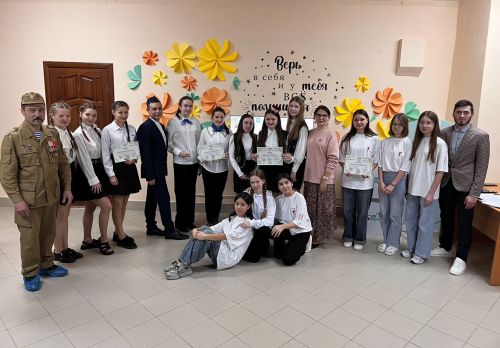 Смәел укучылары «Мин татарча сөйләшәм» интеллектуаль уенында җиңү яулаган