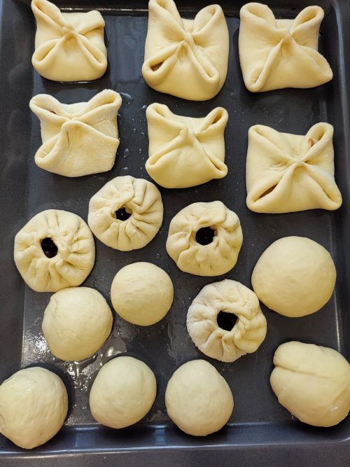 Гөлчәчәк Фәтхуловадан баллы пироглар камыры рецепты