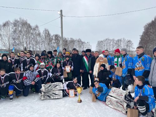 Данис Зарипов һәм Александр Степанов Карадуганда