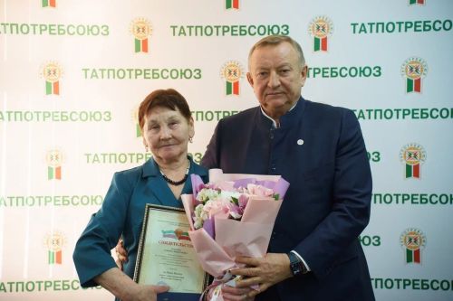 Татьяна Зубарева бәйгедә җиңү яулады