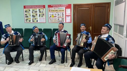 Бөрбашта умартачылар җыены узды
