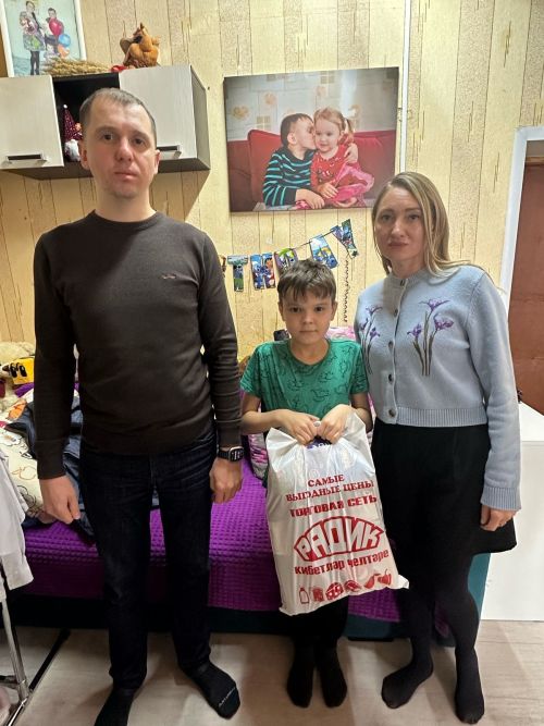 Балтачта Закировлар балаларны сөендерә