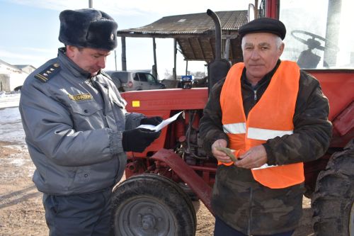 «Сорнай»ның Балтач паркындагы тракторлары техник күзәтү узды