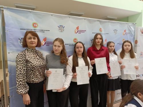 Балтач кызлары татар теленнән олимпиада җиңүчеләре