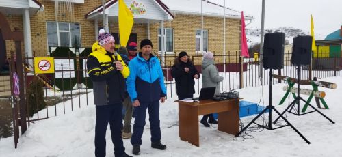 Балтачта хоккей хәрбия операциядә катнашучы егетләр хөрмәтенә үткән