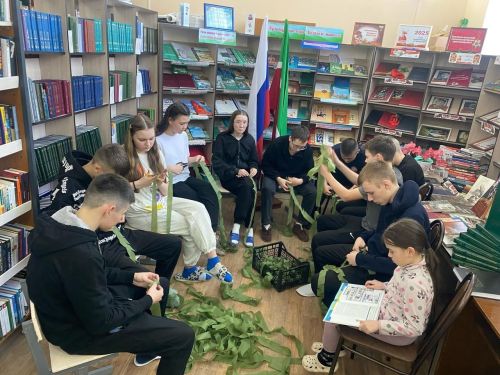 Норма укучылары «Үзебезнекеләргә ярдәм итәбез» акциясенә кушылды