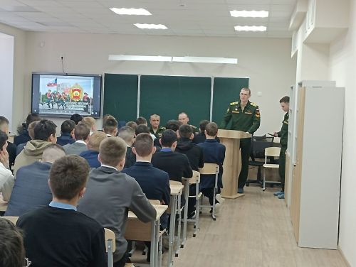 Донецк югары гаскәр команда училищесы вәкилләре - Балтачта кунакта