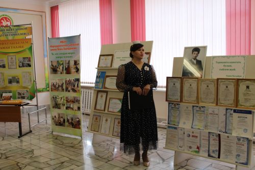 Карадуган гимназиясе Каюм Насыйри исемендәге конференциядә гаять тә зур хәзерлек күрсәтте