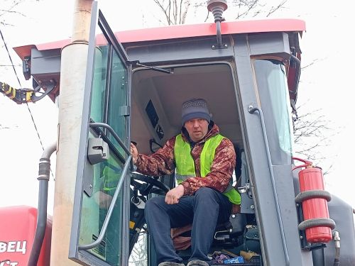 «Маяк»лылар тулы әзерлек белән язгы кыр эшләрен көтә