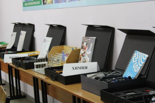 Карадуган гимназиясе Каюм Насыйри исемендәге конференциядә гаять тә зур хәзерлек күрсәтте